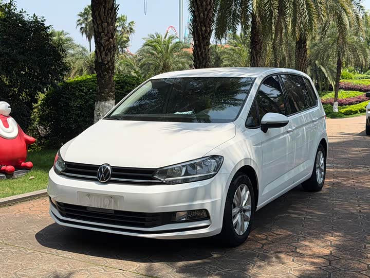 Volkswagen Touran L 2021 2021款 途安L 280TSI DSG风尚版 7座