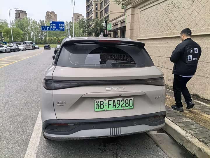 BYD Sea Lion 05 DM-i Hybrid 2025 2025款 DM-i 115KM旗舰型