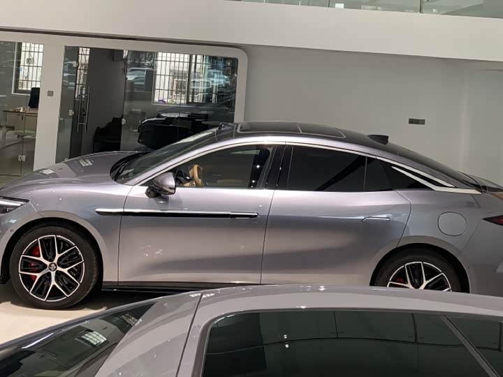 Zdjęcie 3 - BYD Han L