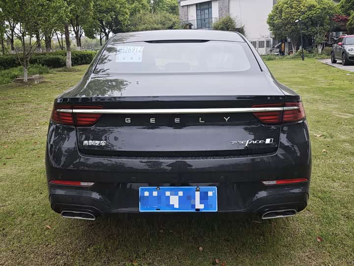 Фото 6 - Geely Preface