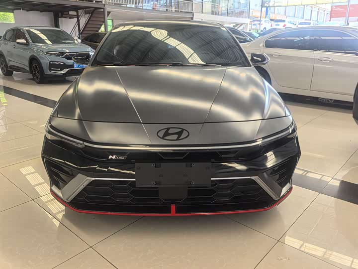 Фото 2 - Hyundai Elantra N line