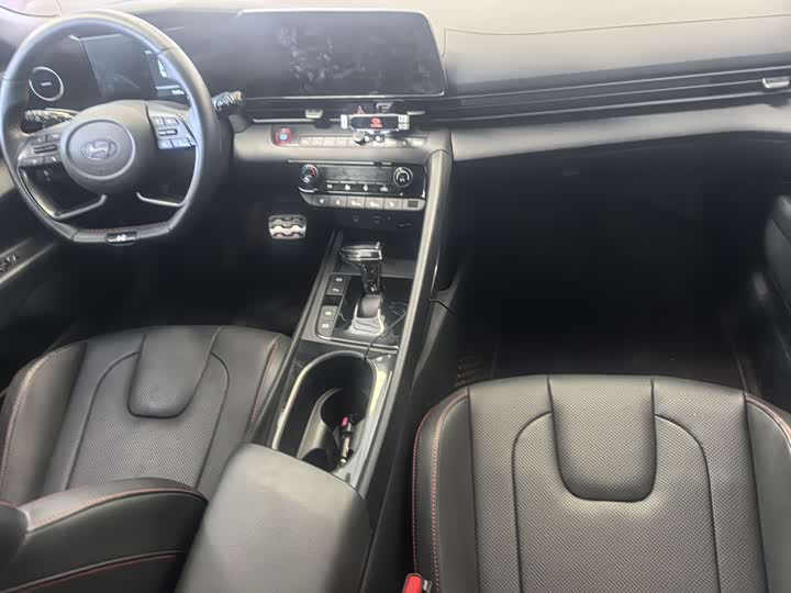 Фото 6 - Hyundai Elantra N line