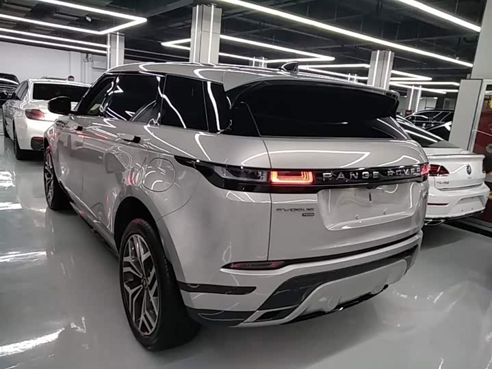 2022 Land Rover Range Rover Evoque L Hybrid