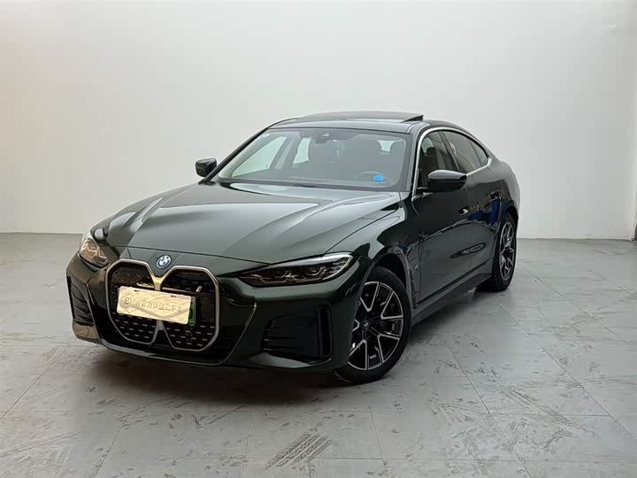Фото 1 - BMW i4