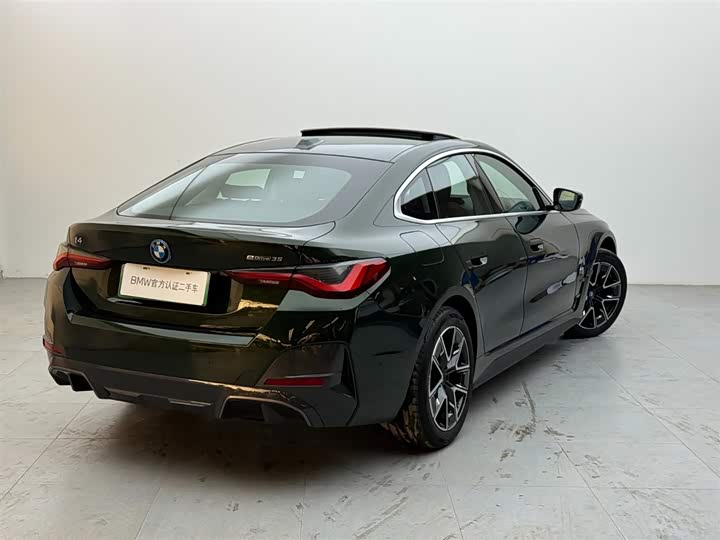 Фото 4 - BMW i4