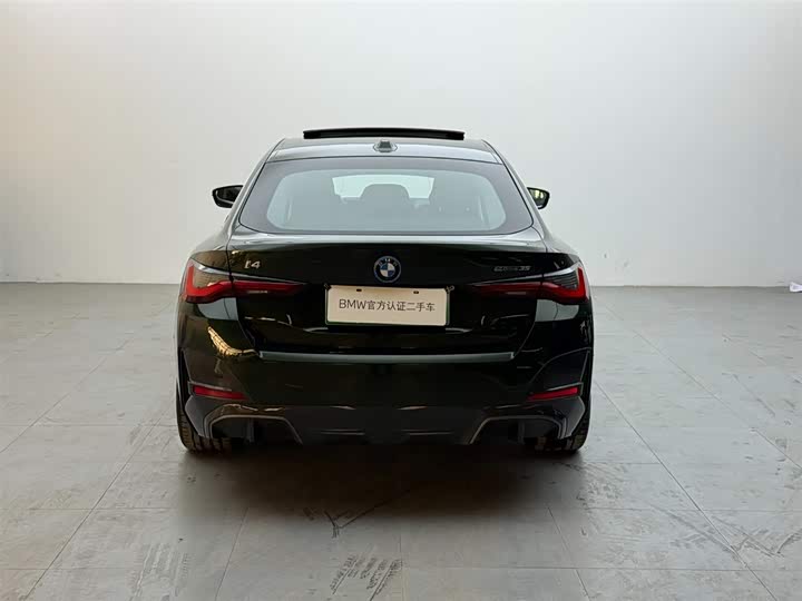Фото 5 - BMW i4