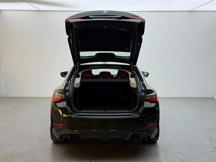 Фото 6 - BMW i4