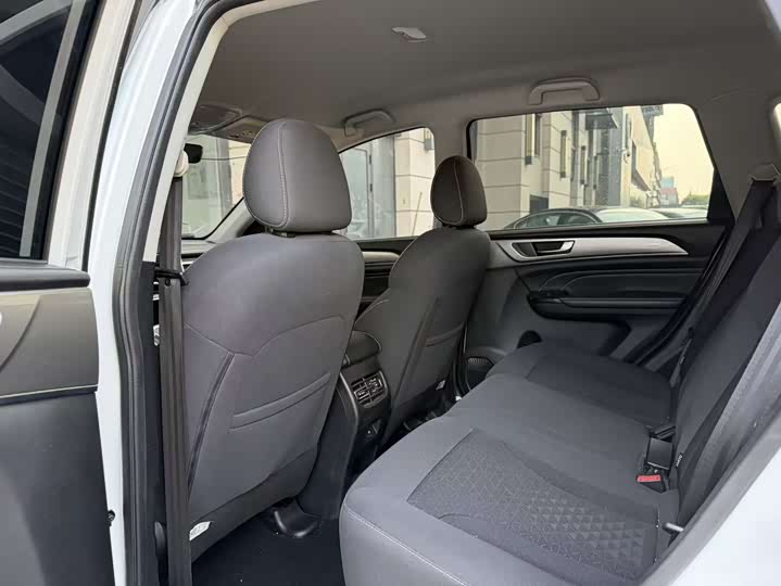 2023 Haval M6