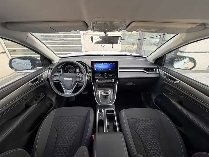 Haval M6 2023 2023款 PLUS 1.5T DCT精英智联型