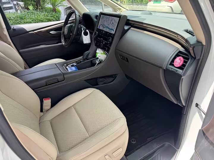 Toyota Alphard 2024 2024款 双擎 2.5L 臻享版