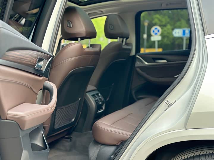 Фото 9 - BMW X3