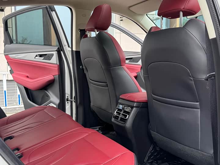 Фото 8 - Changan CS85 Coupe