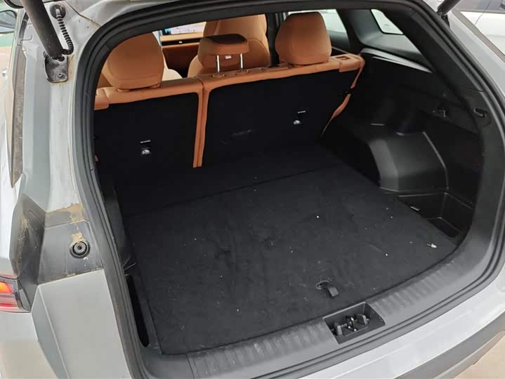 2025 Geely Galaxy L7