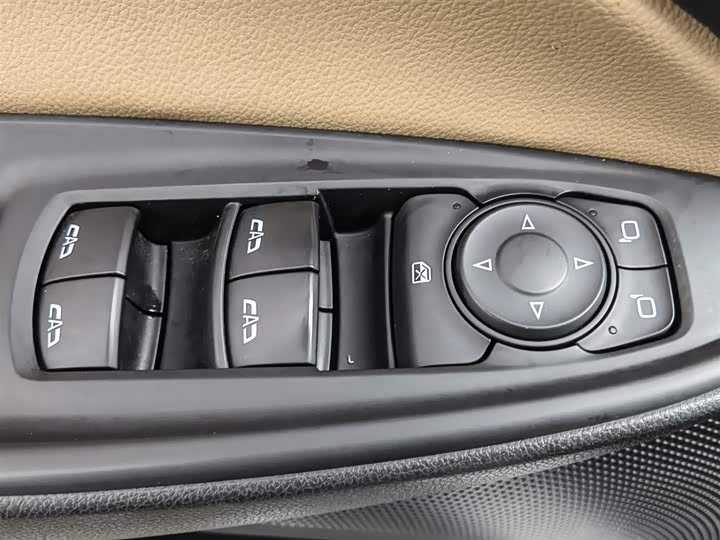 Фото 9 - Buick GL6