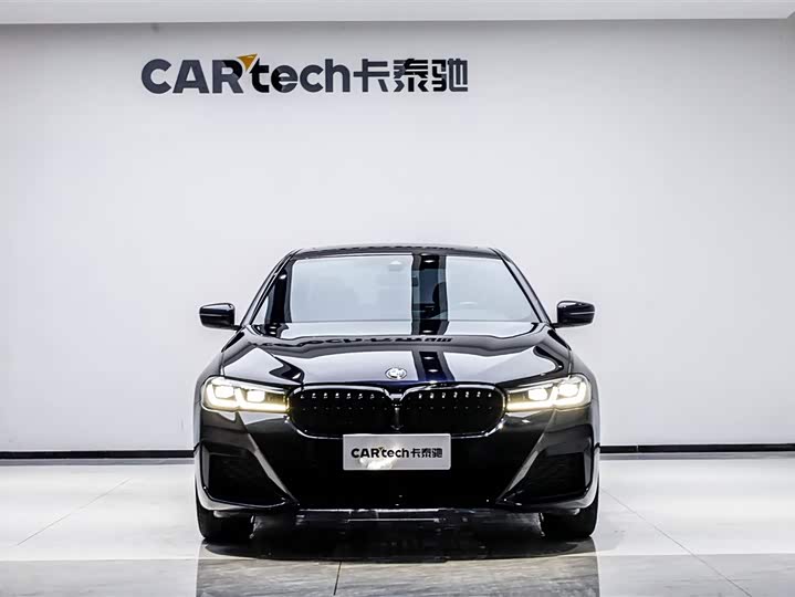 Фото 5 - BMW 5 Series