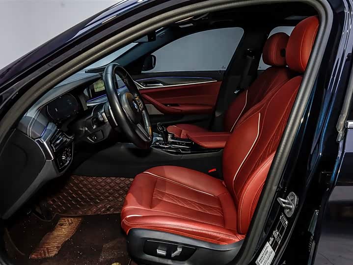 Фото 9 - BMW 5 Series