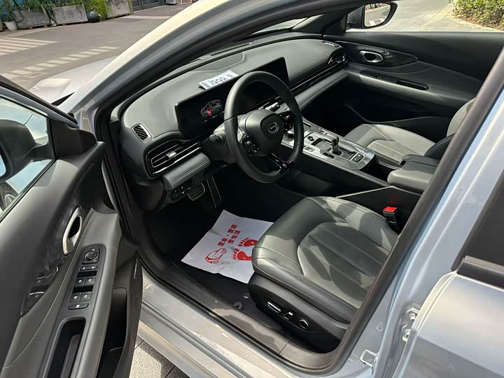 صورة 4 - GAC Trumpchi Empow R