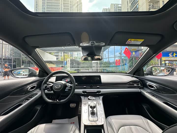 صورة 6 - GAC Trumpchi Empow R
