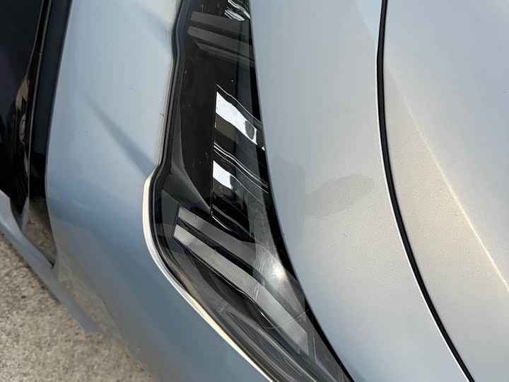 صورة 8 - GAC Trumpchi Empow R