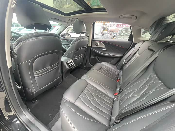 Фото 6 - Chery Arrizo 8
