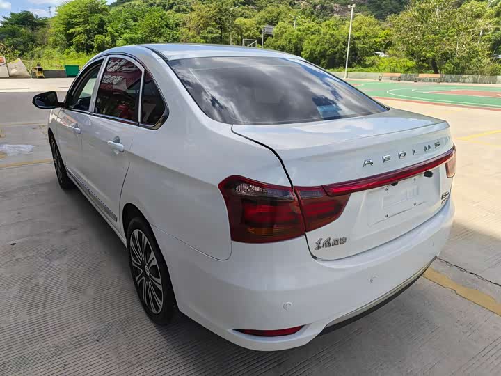 Dongfeng Aeolus E70 2022 2022款 500 超享版