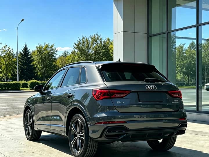 Zdjęcie 6 - Audi Q3