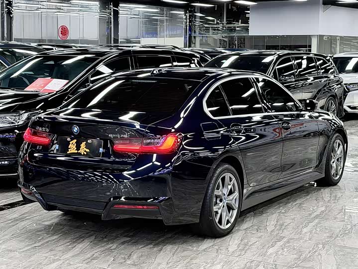 Фото 7 - BMW i3