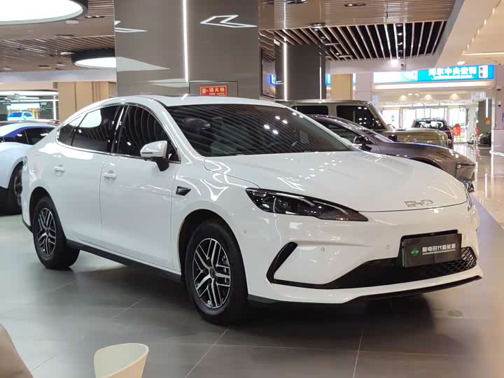 BYD Seal 05 DM-i Hybrid 2025 2025款 DM-i 智驾版 120KM旗舰型