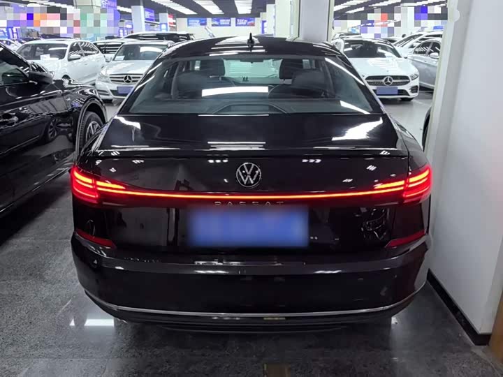 Фото 6 - Volkswagen Passat