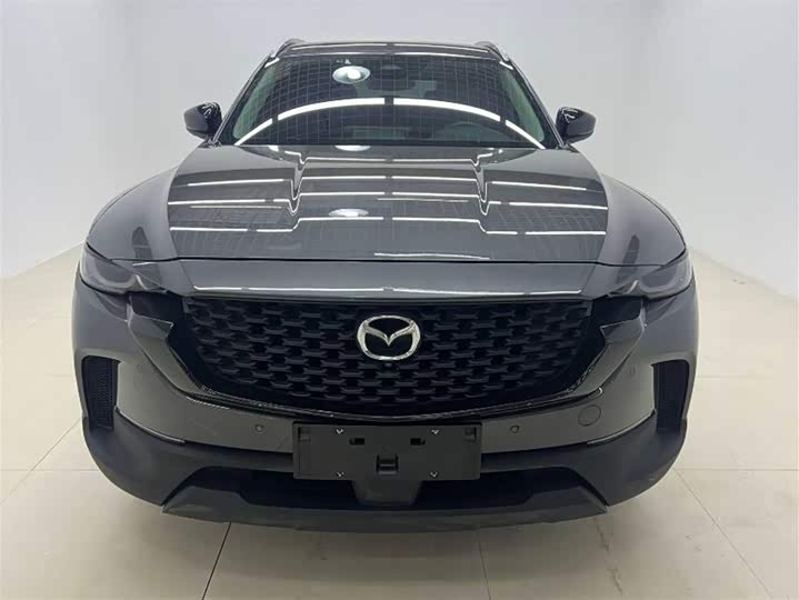 Zdjęcie 2 - Mazda CX-50