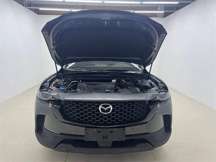 Zdjęcie 7 - Mazda CX-50