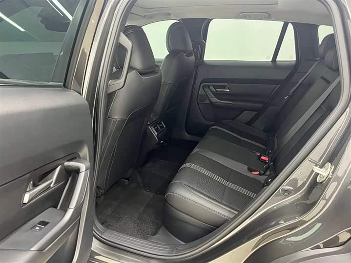 Zdjęcie 9 - Mazda CX-50