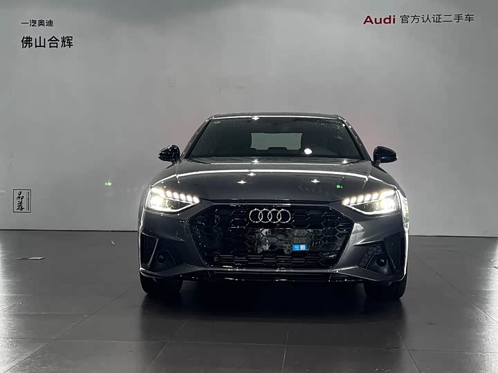 Фото 2 - Audi A4L