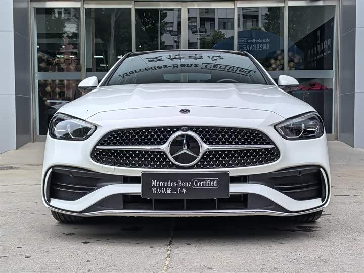 2025 Mercedes-Benz C-Class Hybrid