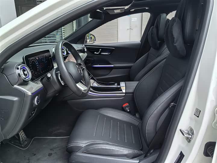 2025 Mercedes-Benz C-Class Hybrid