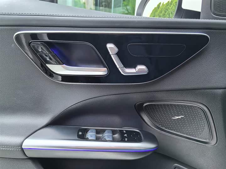 Фото 6 - Mercedes-Benz C-Class Hybrid