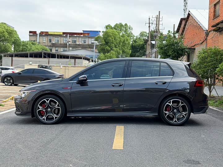 Volkswagen Golf GTI 2023 2023款 380TSI DSG GTI