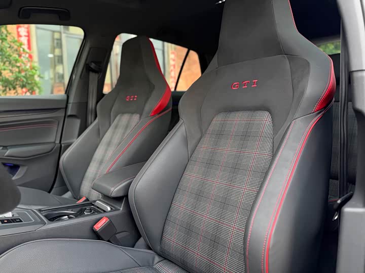 Volkswagen Golf GTI 2023 2023款 380TSI DSG GTI