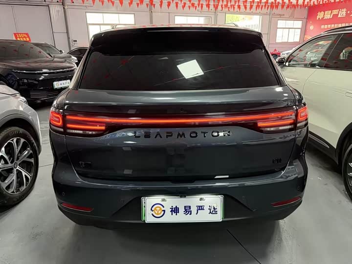 Leapmotor C11 2026 2026款 增程 300激光雷达智尊版