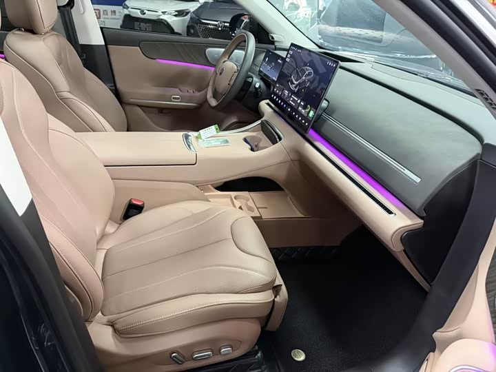 Leapmotor C11 2026 2026款 增程 300激光雷达智尊版