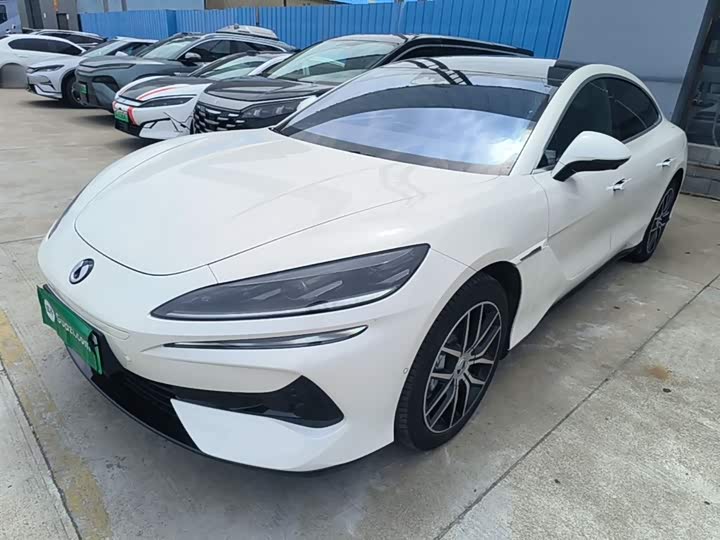 2024 Denza Z9