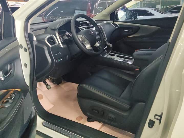 Фото 9 - Nissan Murano