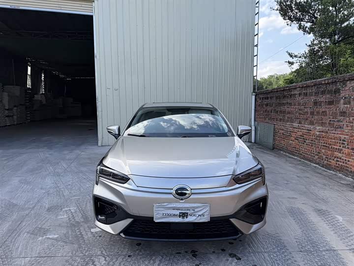 Фото 2 - GAC Aion S