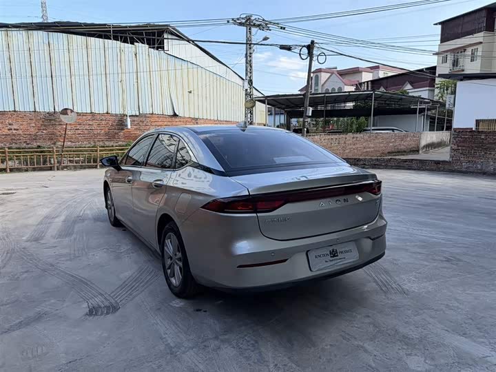 Фото 6 - GAC Aion S