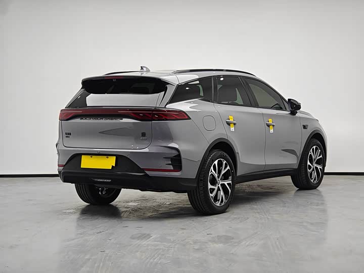 Фото 6 - BYD Tang Hybrid/EV