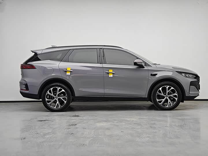 Фото 9 - BYD Tang Hybrid/EV