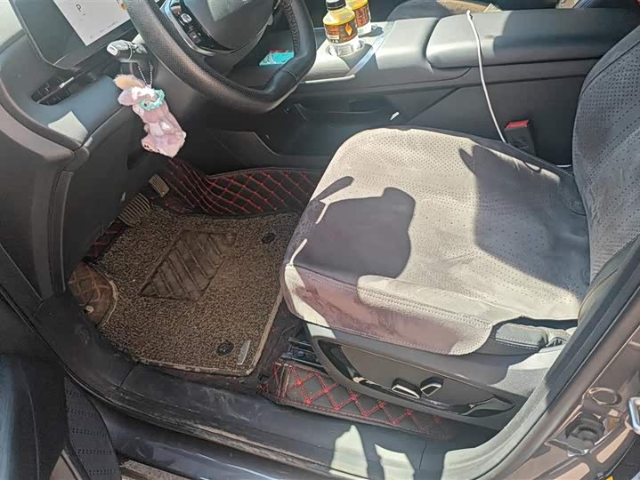 Фото 9 - Changan CS75 Plus