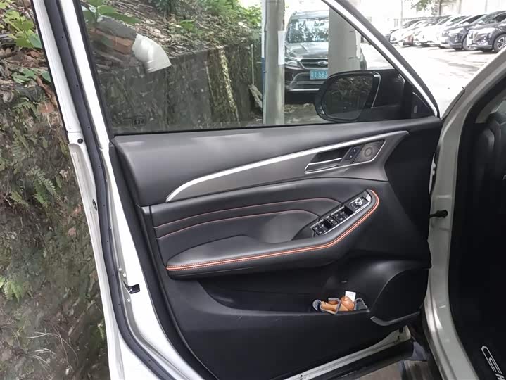 Haval F7 2021 2021款 1.5T 两驱i型