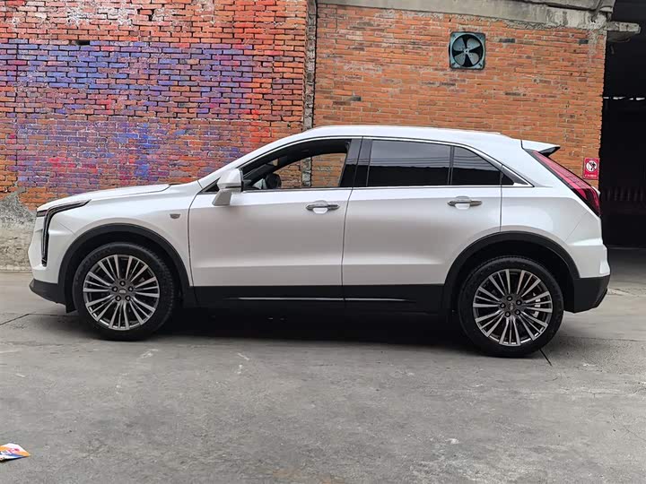Cadillac XT4 2024 2024款 28T 两驱尊贵型