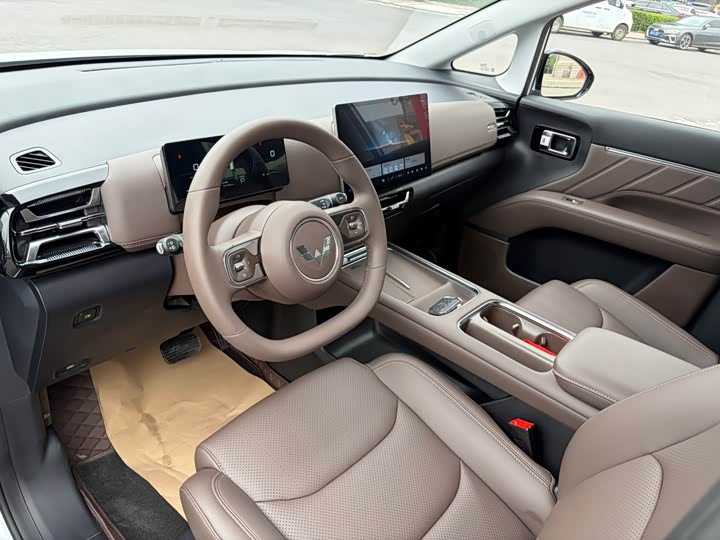 Wuling Starlight 730 Hybrid/EV 2026 2026款 插混 125km 尊享型